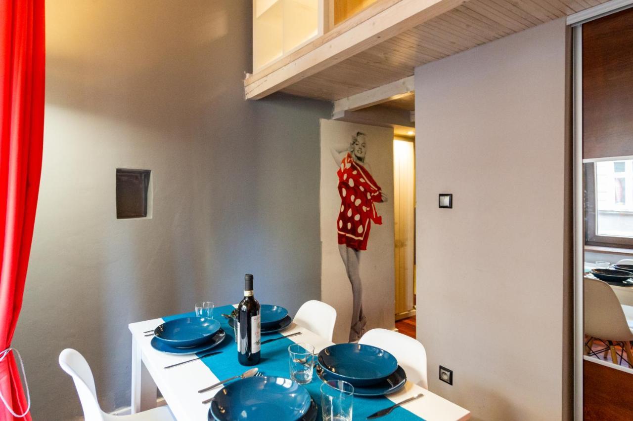 Lilly Apartment Main Train Station Old Town By The Castle Suites Krakow Ngoại thất bức ảnh